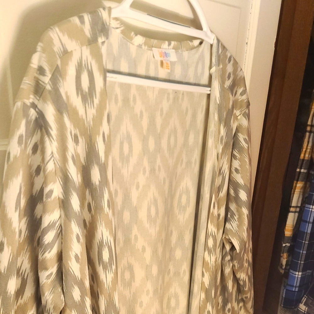 Lularoe caroline